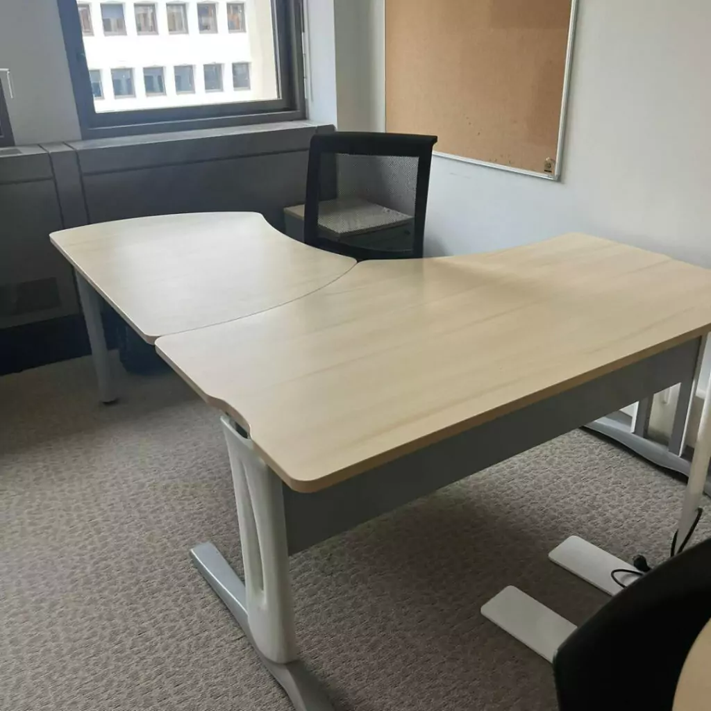 bureau d'angle