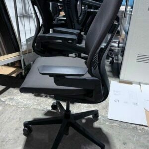 Alternative view of Fauteuil ergonomique Steelcase Gesture