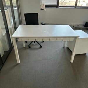 Bureaux Blancs ACTIU 140cm - Idéal pour un Espace de Travail Moderne