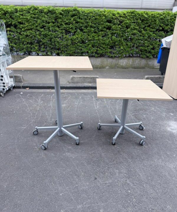 Mange debout / table haute réglable sur roulettes PRO – 79 HT – Image 4