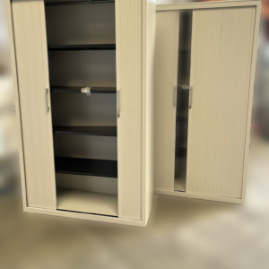 Armoire métallique à rideaux