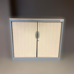 Armoire moyenne