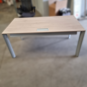 Bureau beige