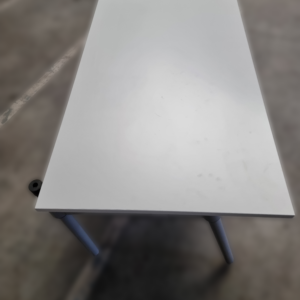 Bureau blanc