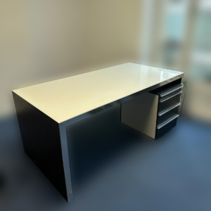 Bureau Droit en Verre Laqué