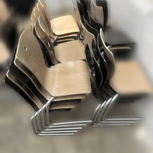 Chaise collectivités réfectoire empilable