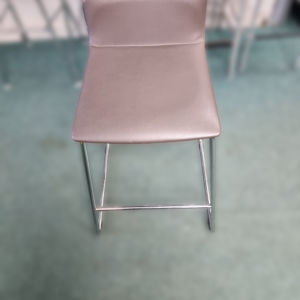 Chaise haute de bar