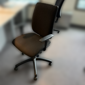 Fauteuils de bureaux couleur noir
