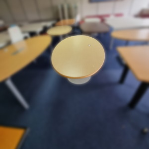 Table ronde beige