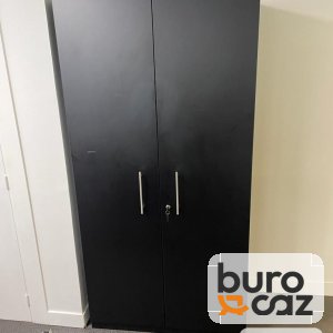 Armoire haute 2 portes noire avec tablettes