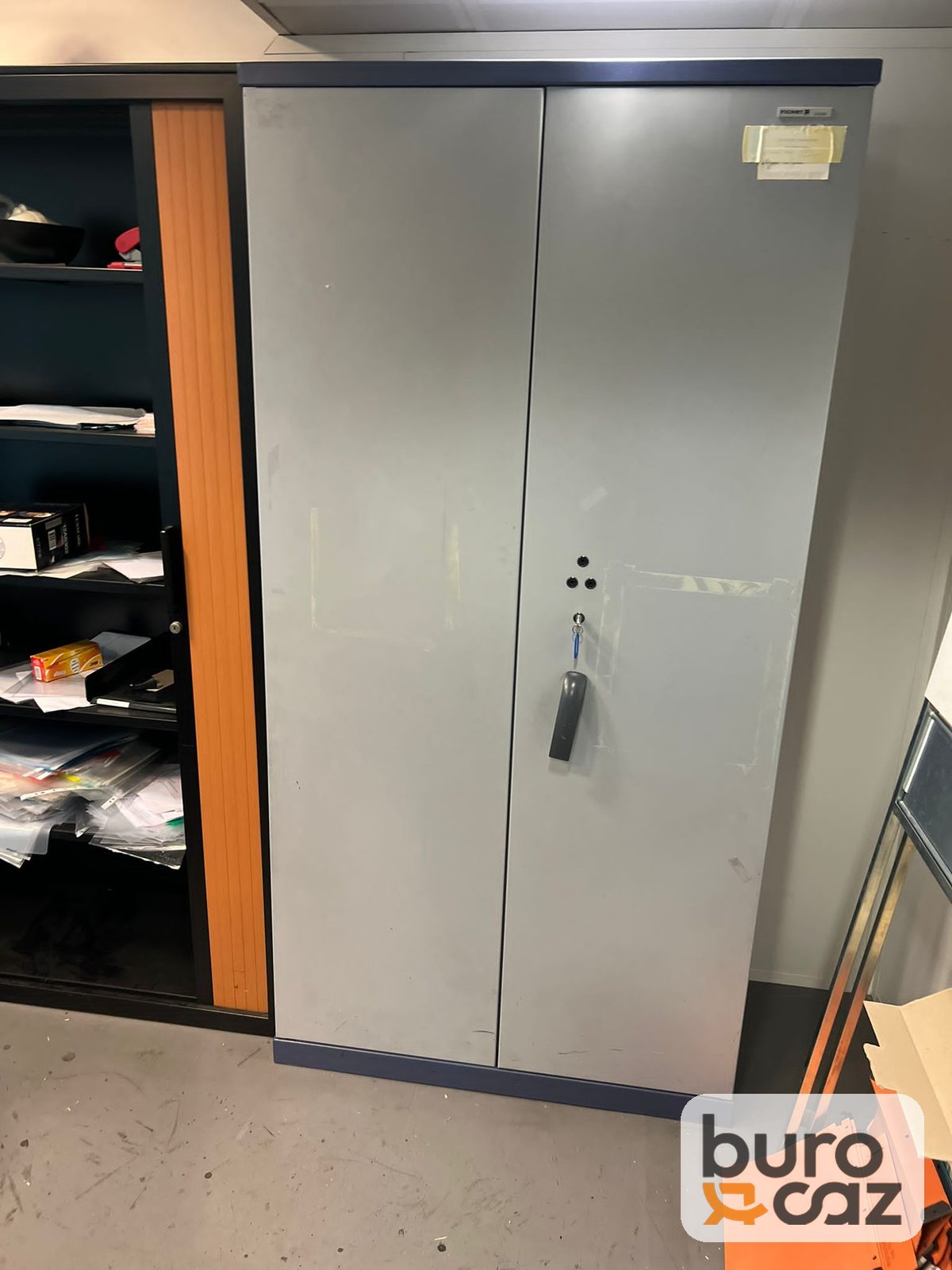 Armoire métallique haute 2 portes battantes grise — photo 3