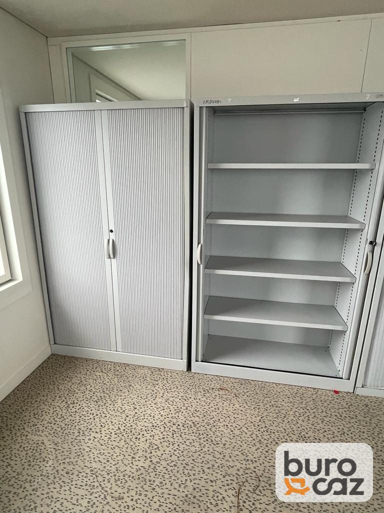 Armoire métallique haute à rideaux grise