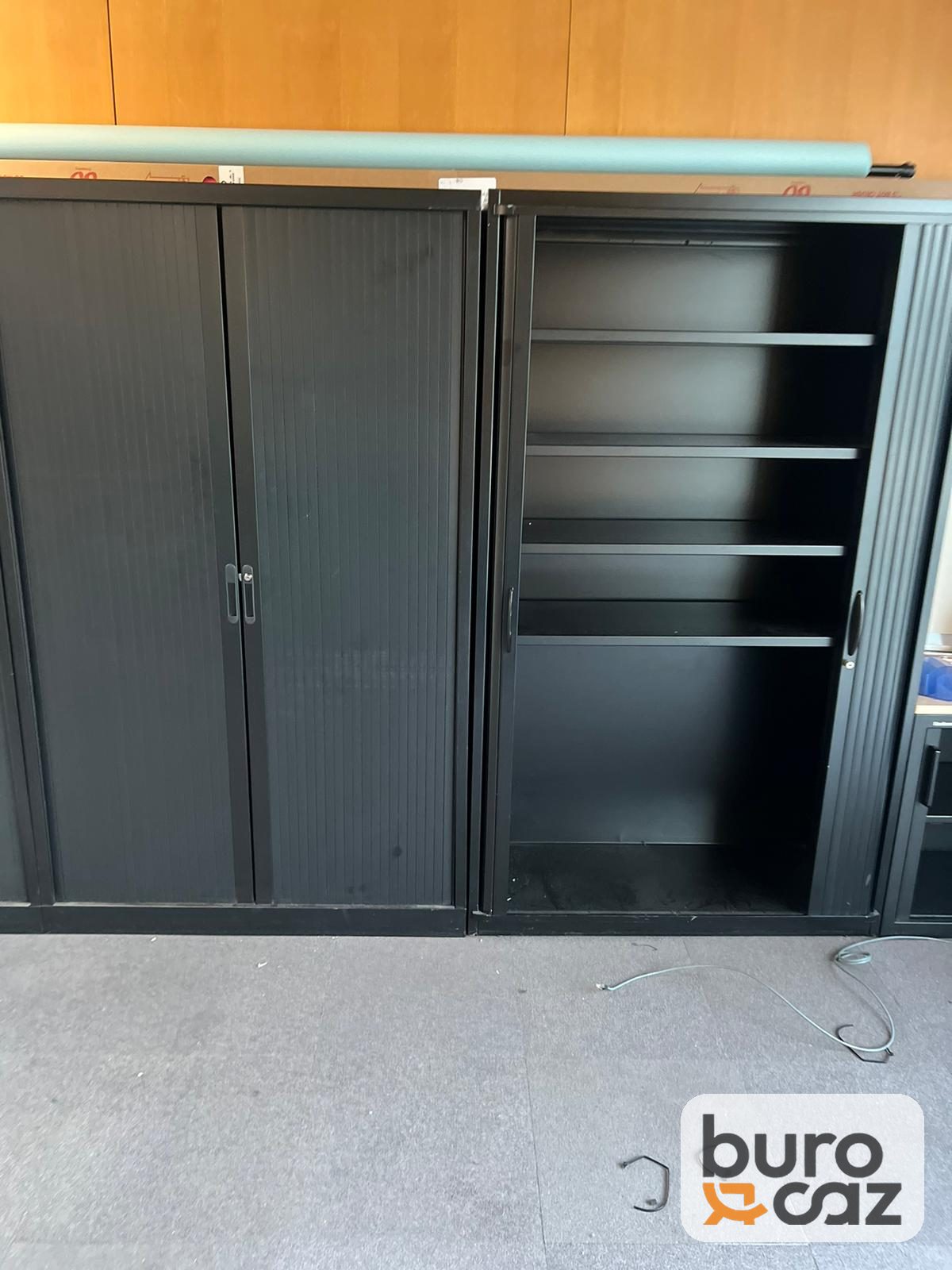 Armoire métallique haute à rideaux noire — photo 9