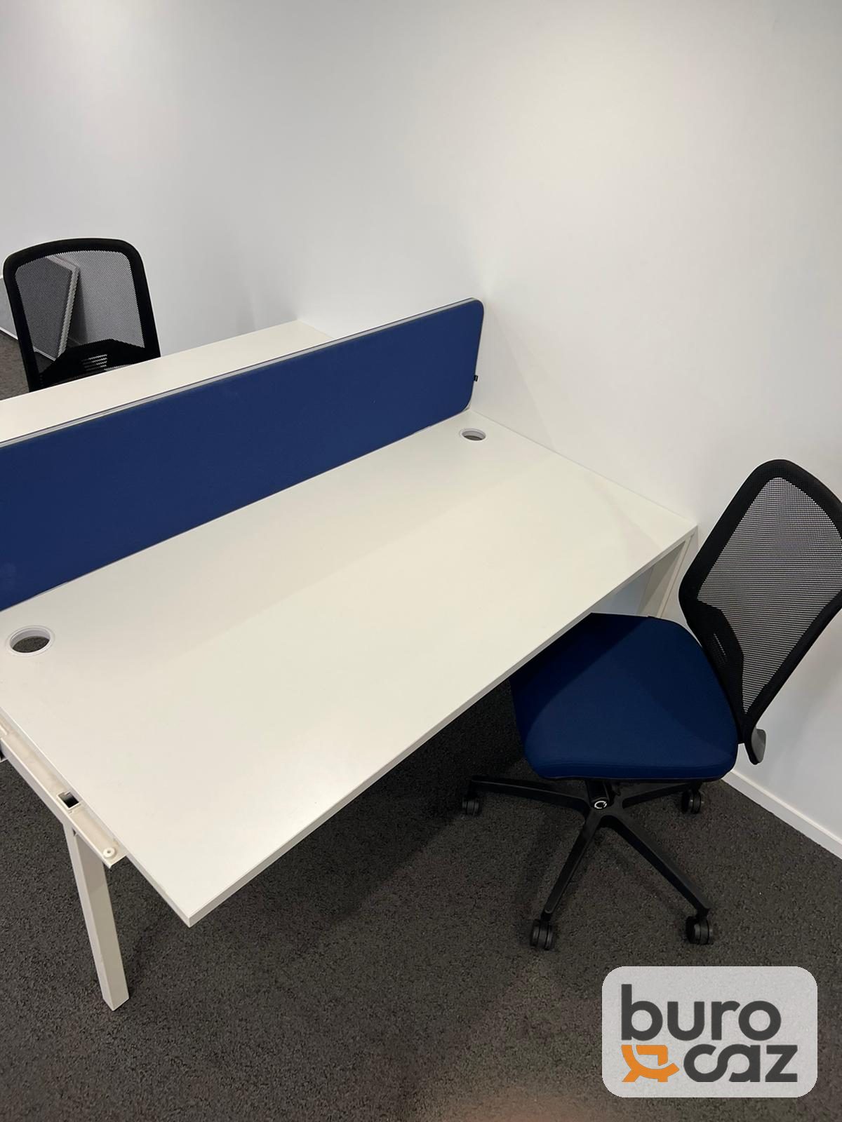Bench 2 postes blanc avec séparateur bleu — photo 5