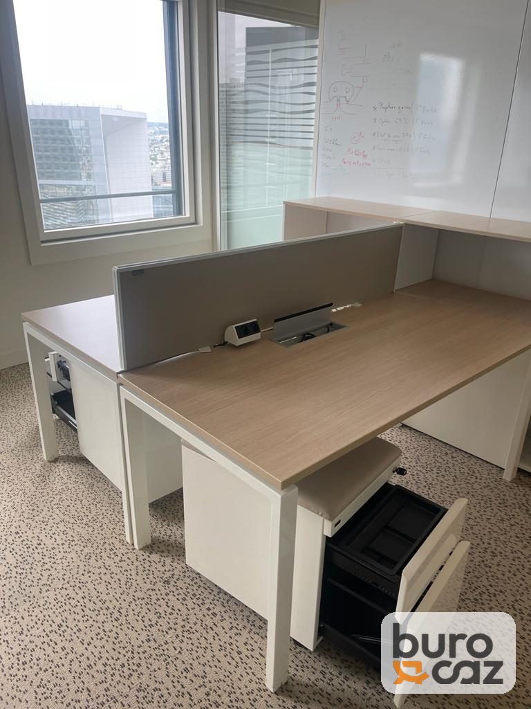 Bench 2 postes chêne clair écran tissu gris avec caissons — photo 5