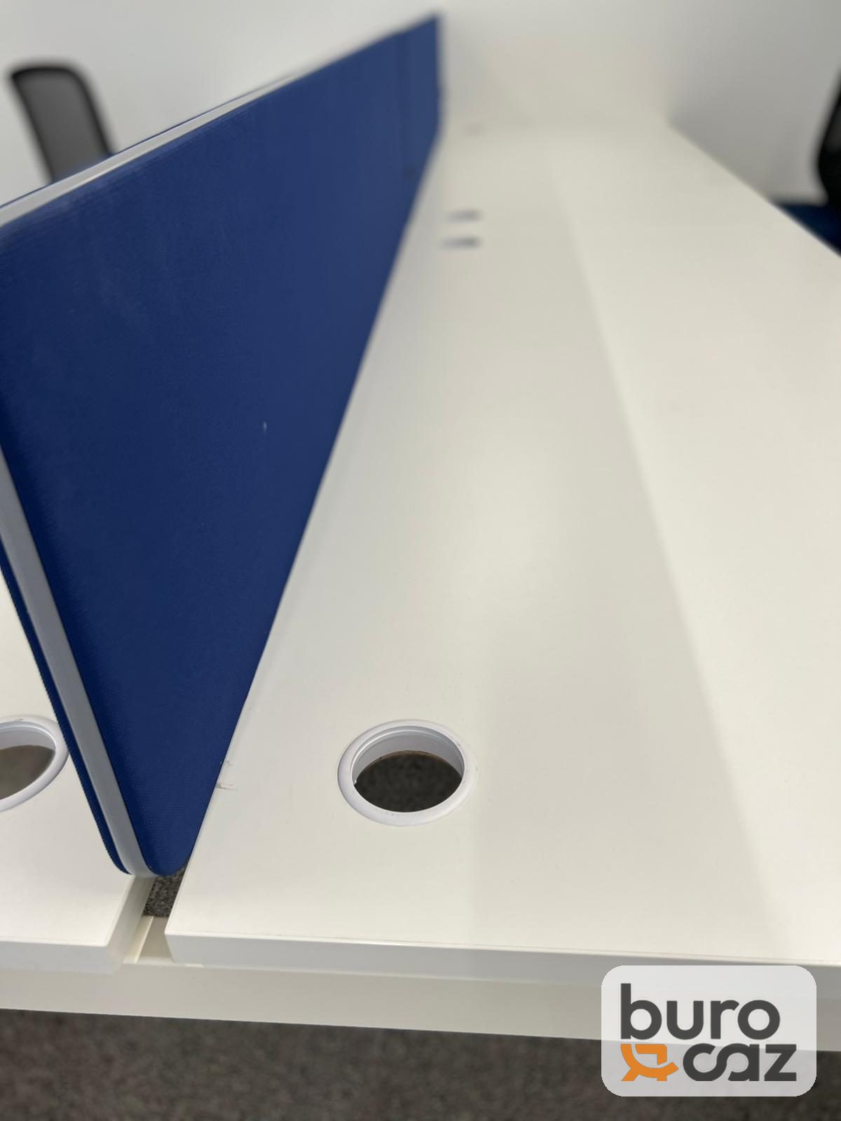 Bench 4 postes blanc avec séparateurs bleus — photo 3