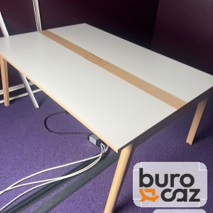 Bureau bench 2 postes blanc bande chêne piètement bois