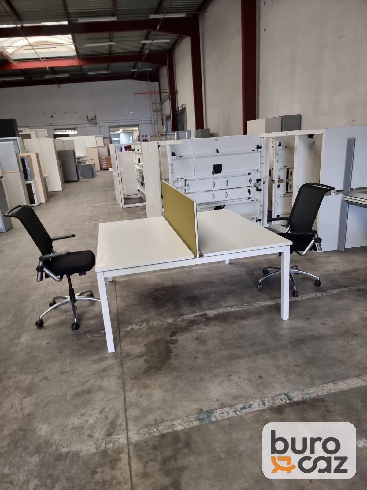 Bureau bench 2 postes blanc écran vert anis — photo 3
