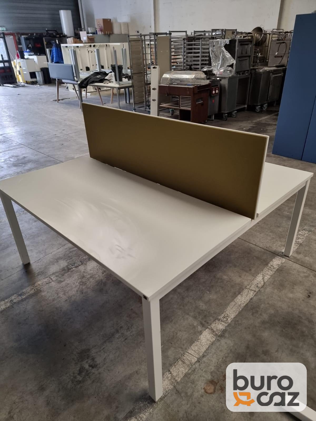 Bureau bench 2 postes blanc écran vert anis — photo 4