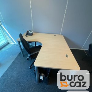 Bureau d'angle plateau hêtre piètement gris