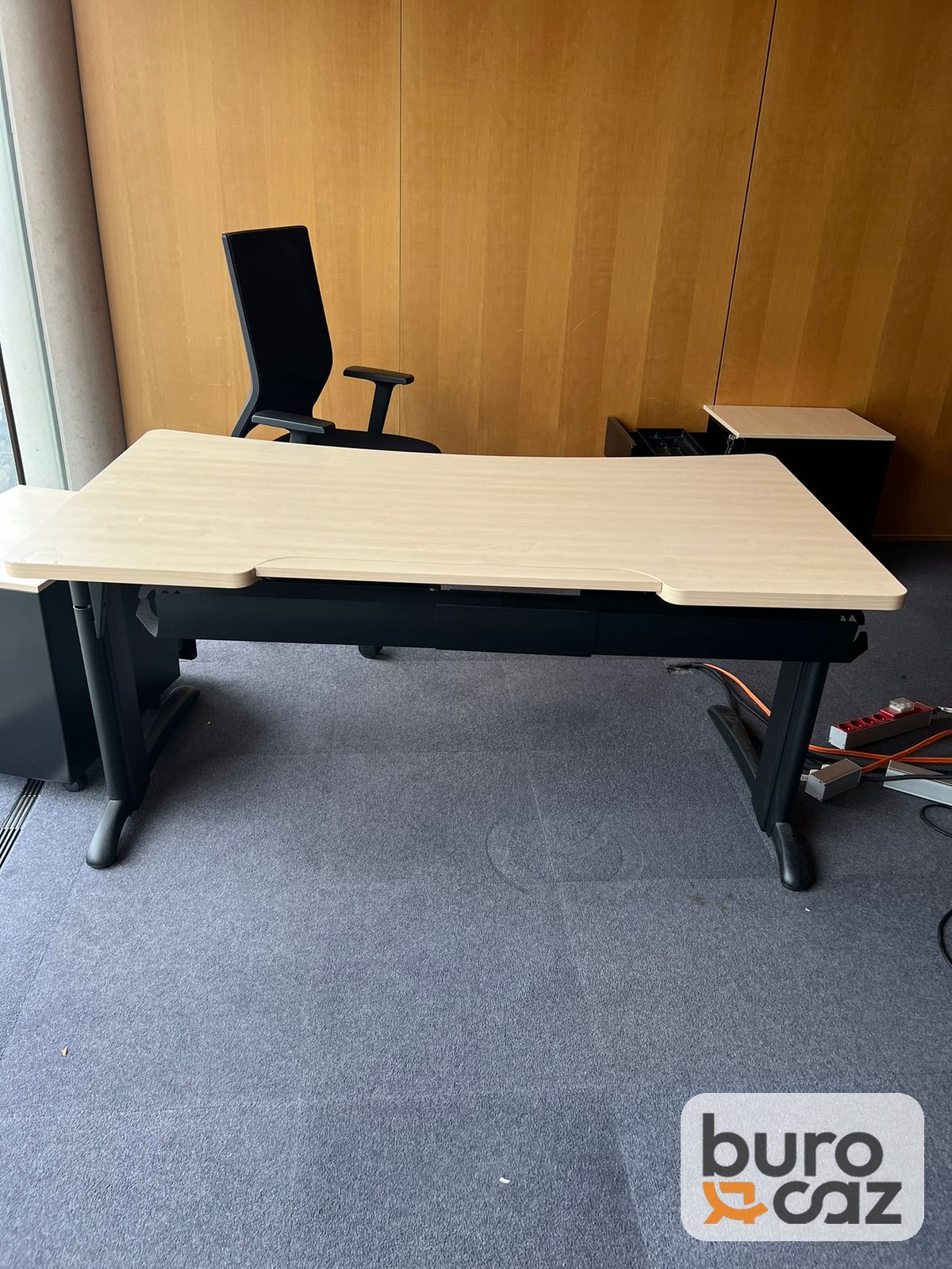 Bureau droit plateau vague beige piètement noir — photo 5