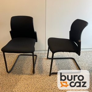 Chaise visiteur luge noire dossier galbé