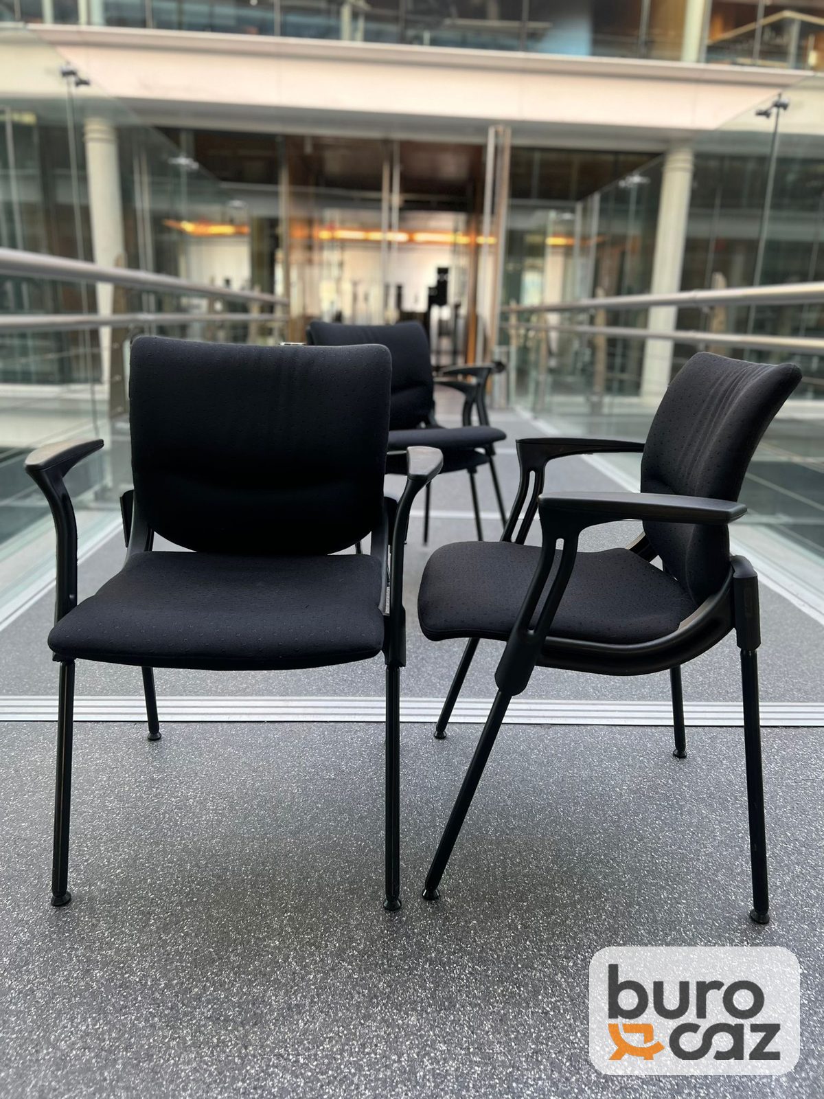 Chaise visiteur Sedus allright tissu noir avec accoudoirs — photo 6
