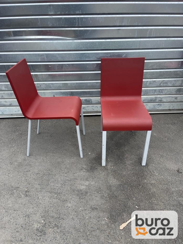 Chaise Vitra .03 rouge — photo 2