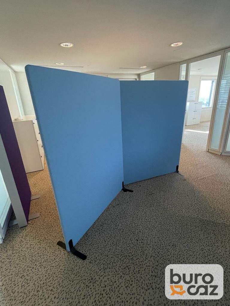 Cloison acoustique sur pieds tissu bleu — photo 3