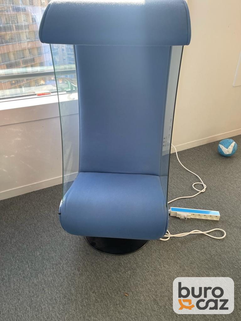 Fauteuil acoustique haut dossier bleu avec parois vitrées
