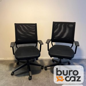 Fauteuil de bureau dossier résille noir