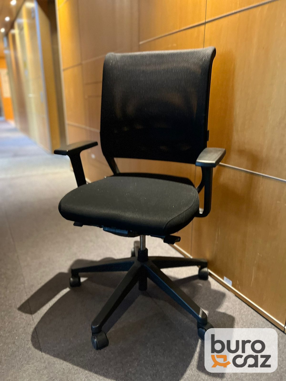 Fauteuil de bureau ergonomique dossier résille noir