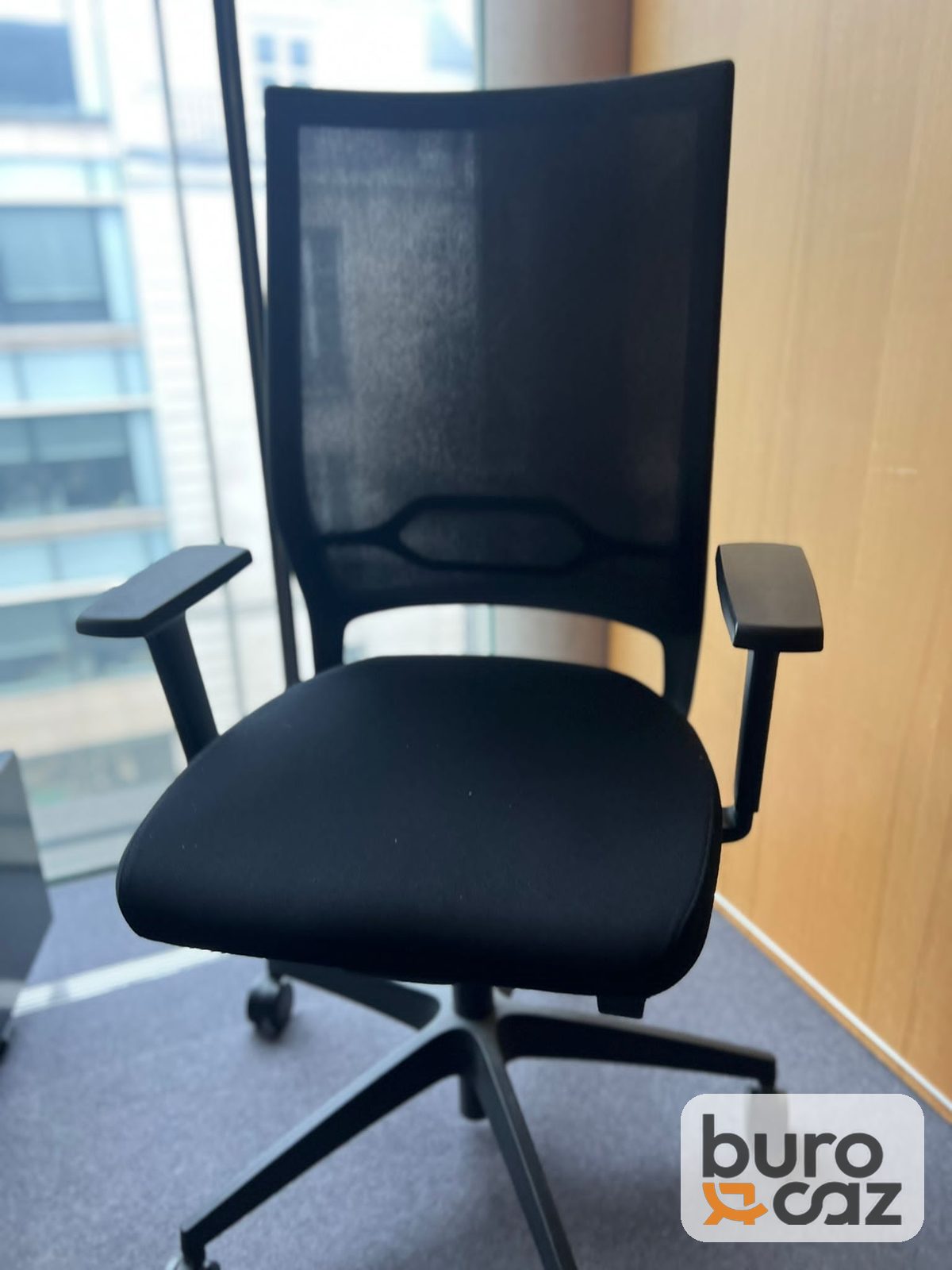 Fauteuil de bureau ergonomique dossier résille noir haut