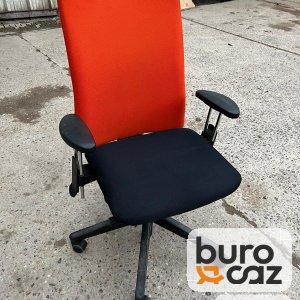 Fauteuil de bureau ergonomique orange accoudoirs réglables