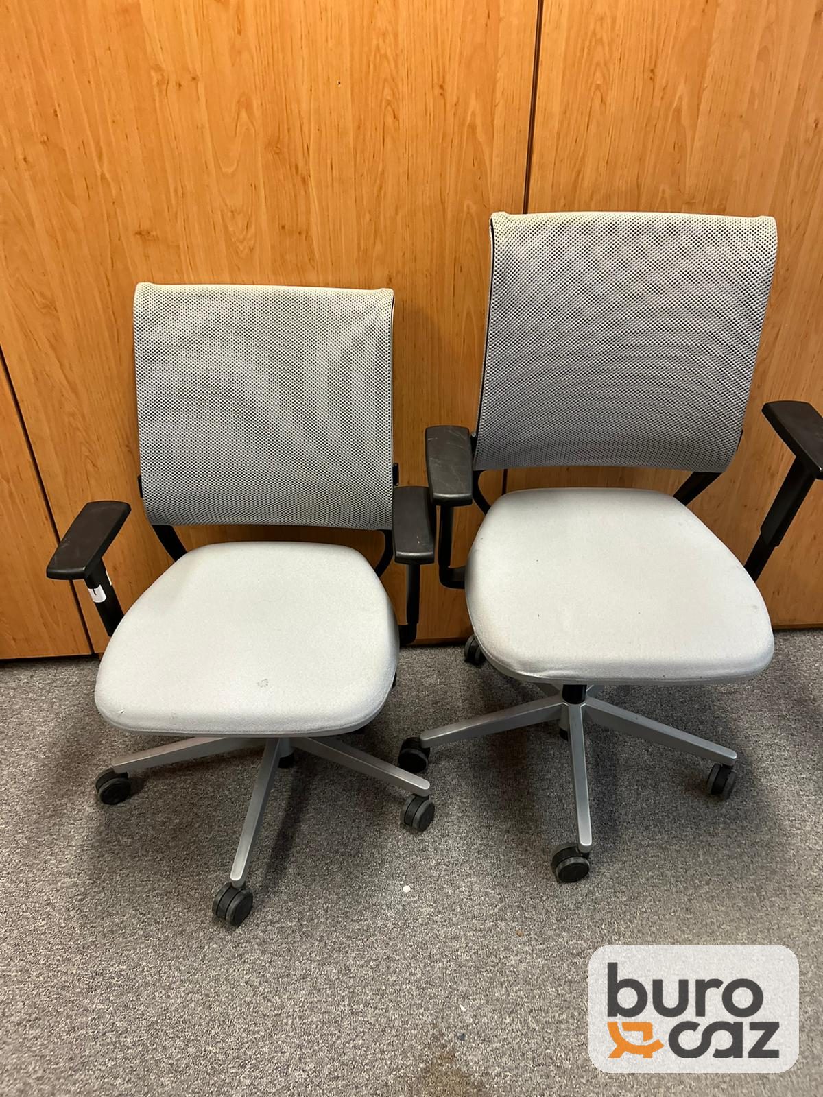 Fauteuil de bureau ergonomique résille grise