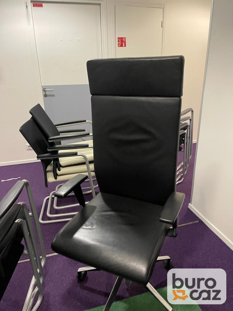 Fauteuil de direction cuir noir dossier haut avec appui-tête — photo 2