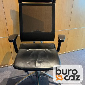 Fauteuil de direction résille noire avec têtière et assise cuir noir
