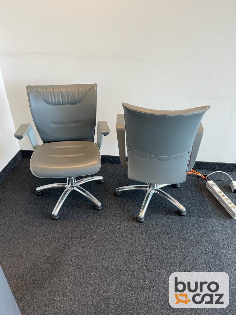 Fauteuil de réunion pivotant cuir gris — photo 3