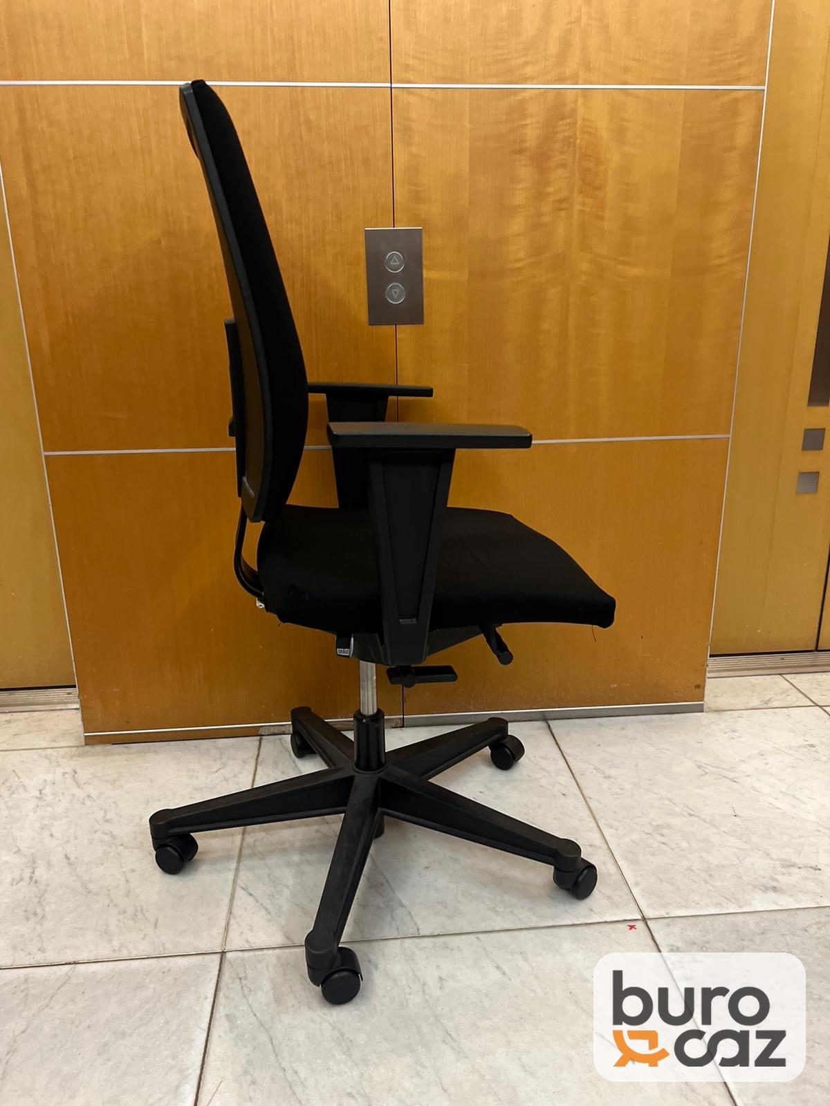 Fauteuil ergonomique dossier haut tissu noir — photo 2