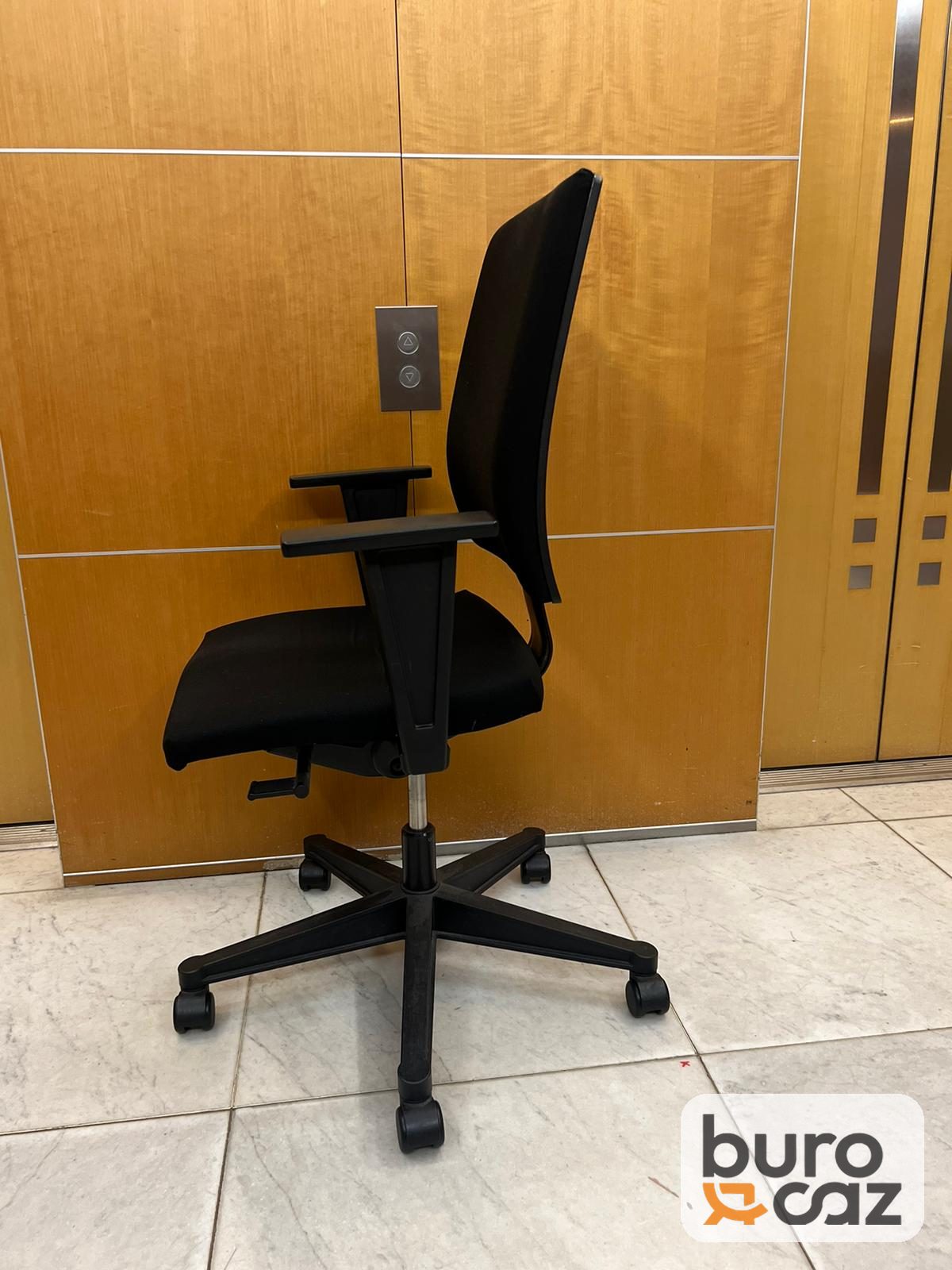 Fauteuil ergonomique dossier haut tissu noir — photo 6