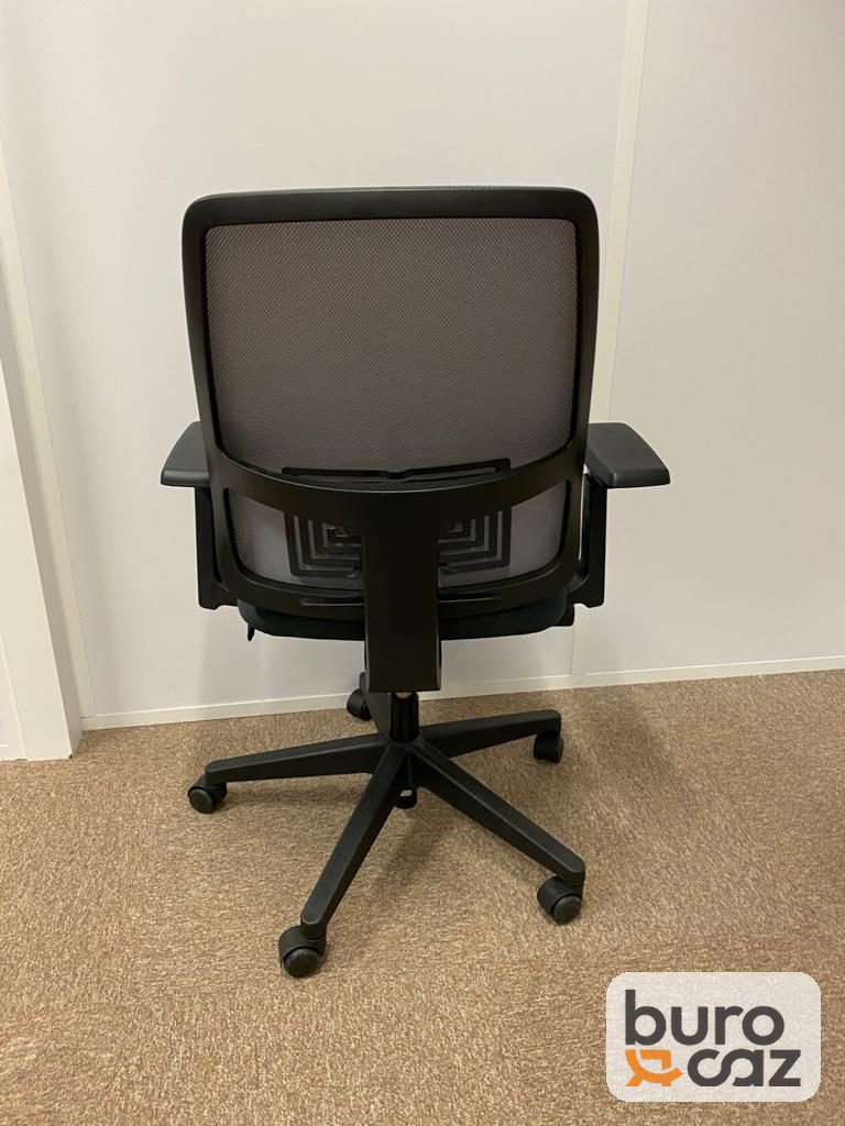 Fauteuil ergonomique dossier résille grise assise anthracite — photo 4