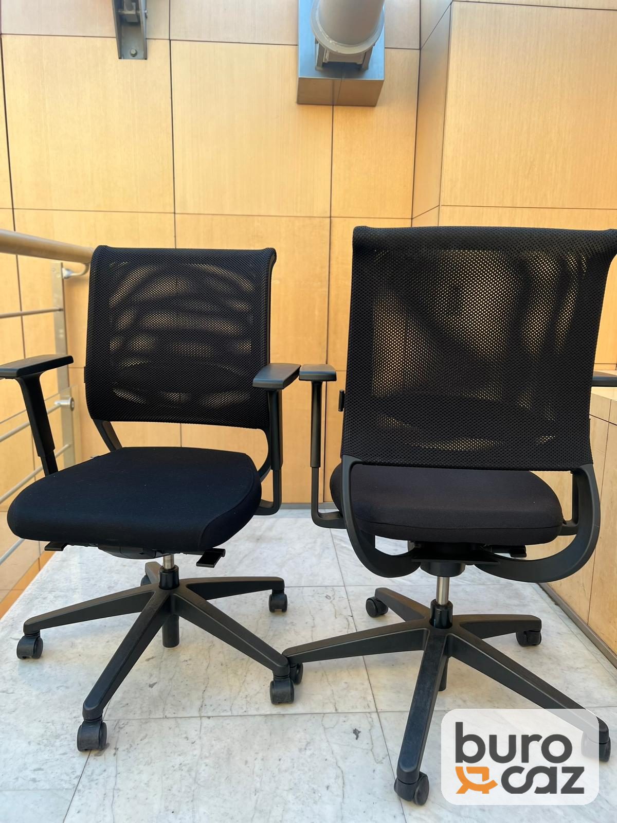 Fauteuil ergonomique résille noire à dossier cadre — photo 3