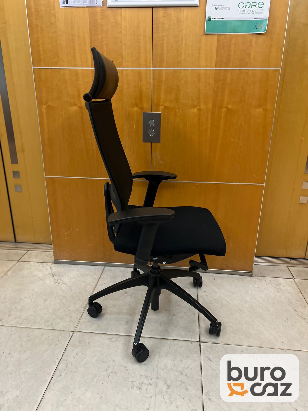 Fauteuil ergonomique résille noire avec têtière — photo 4