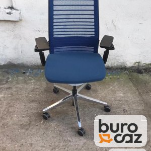 Fauteuil ergonomique Steelcase Think dossier à lamelles