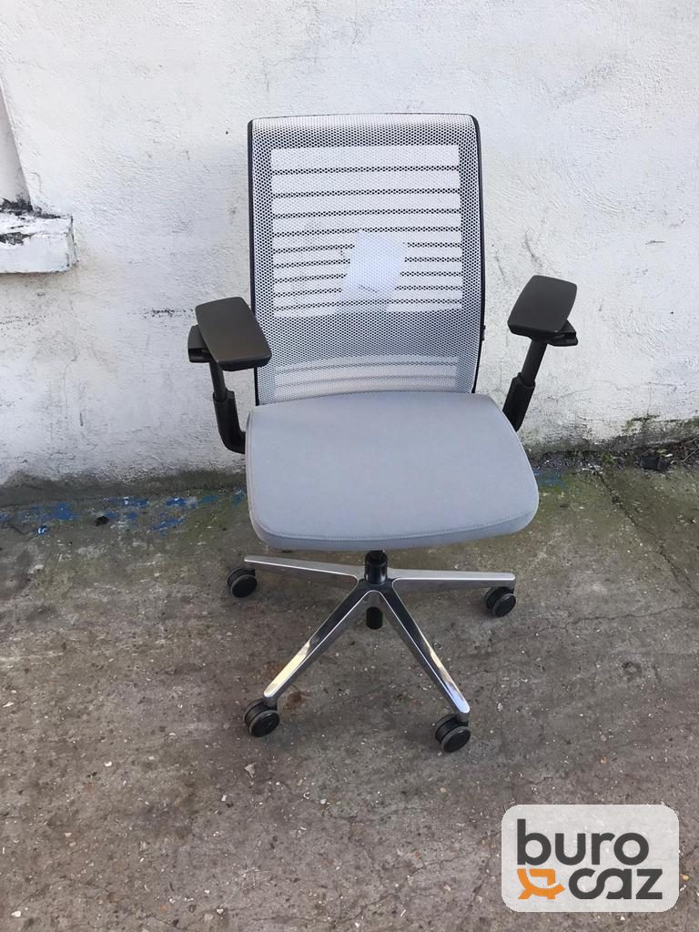 Fauteuil ergonomique Steelcase Think dossier à lamelles — photo 2