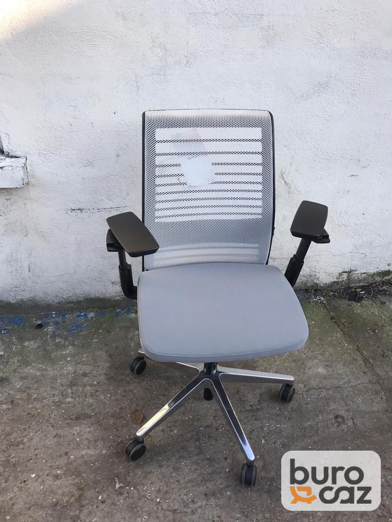 Fauteuil ergonomique Steelcase Think dossier à lamelles — photo 6