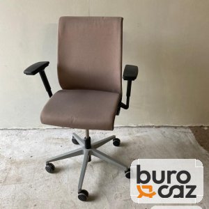 Fauteuil ergonomique Steelcase Think tissu taupe