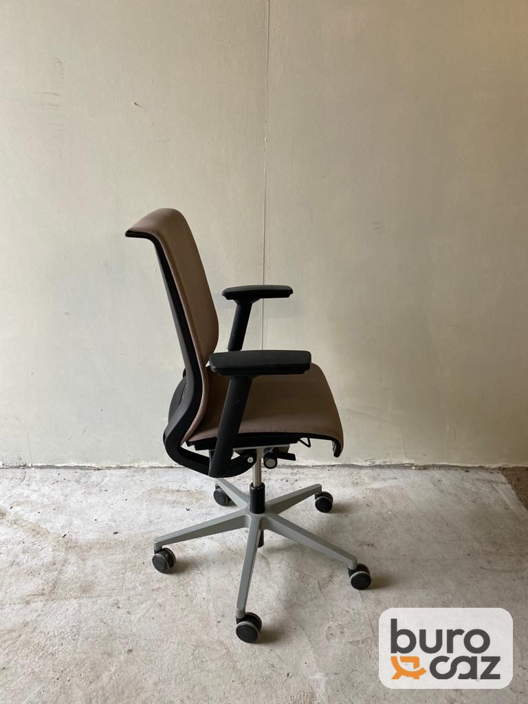 Fauteuil ergonomique Steelcase Think tissu taupe — photo 13