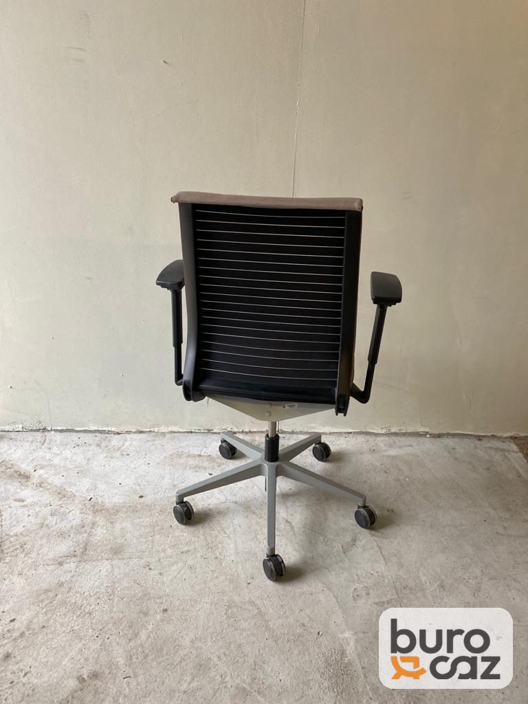 Fauteuil ergonomique Steelcase Think tissu taupe — photo 15