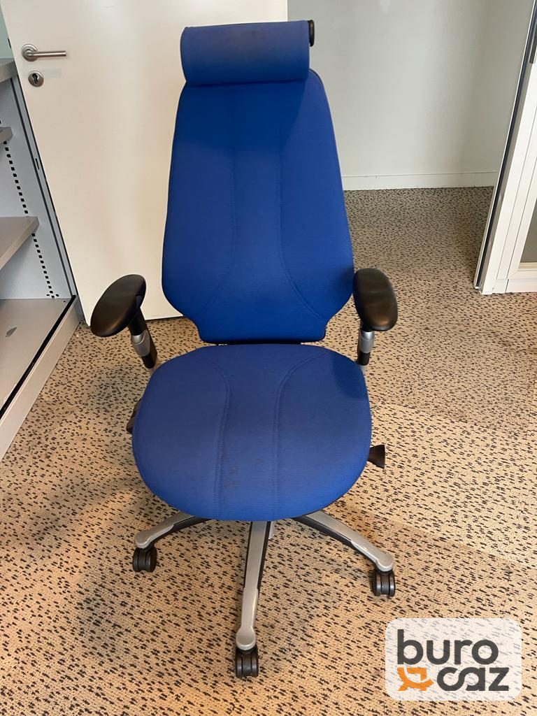 Fauteuil ergonomique tissu bleu avec appui-tête — photo 4